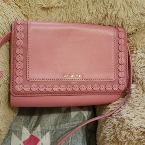 Michael Kors Analise Medium Crossbody